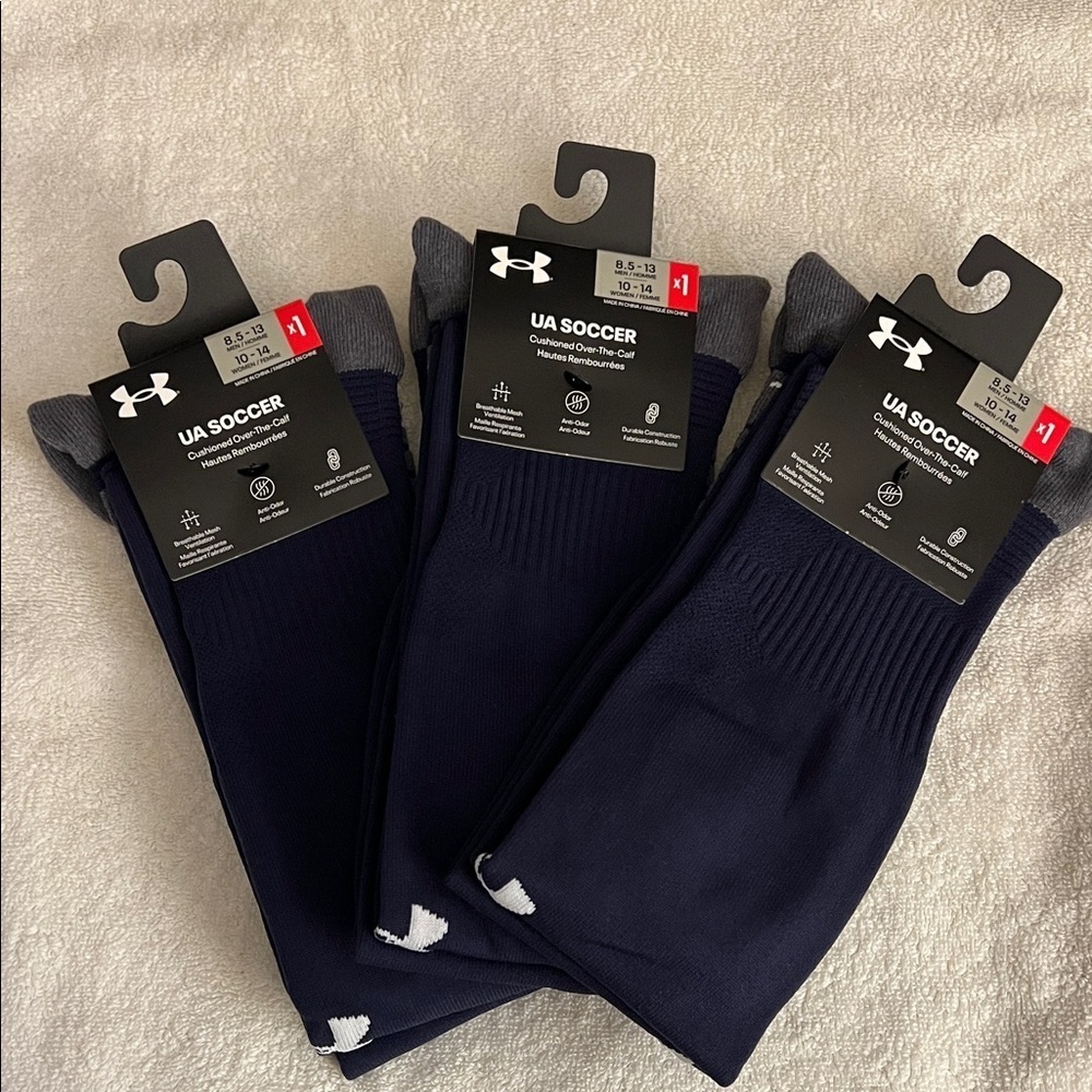 Under Armour Men's Navy Blue Athletic Soccer Socks
